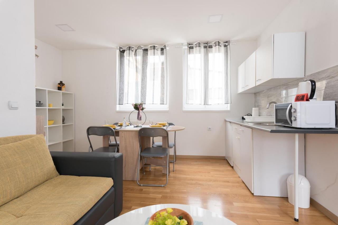 Apartmani Kod Marka Pozega Ngoại thất bức ảnh
